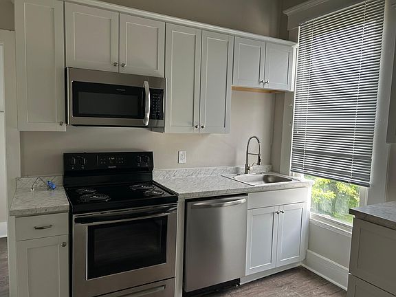 5th image of 40 E Mechanic St #4