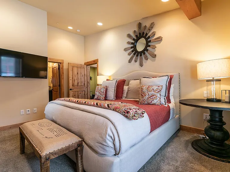 10108 Sagebrush Ct — Photo 15