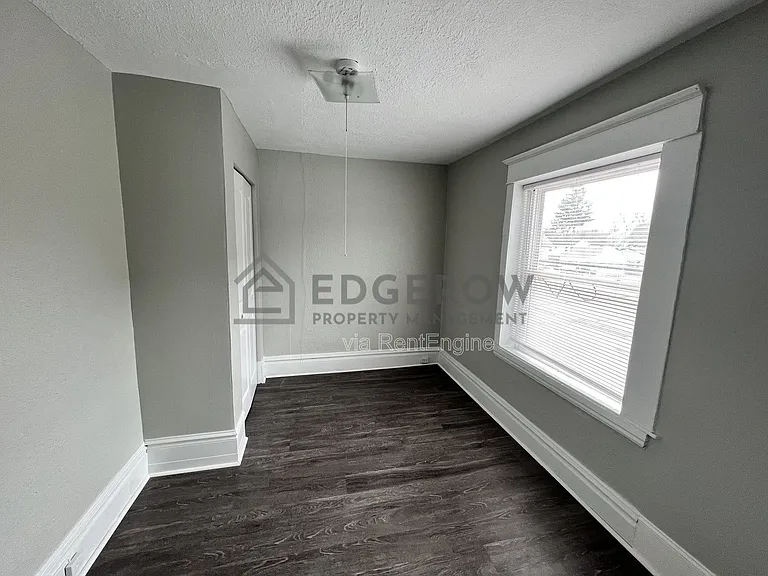 815 Logan St SE #2 — Photo 7