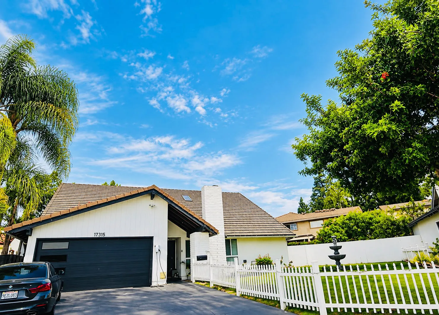5 bed, 2688 sqft, $5,895 — Photo 1