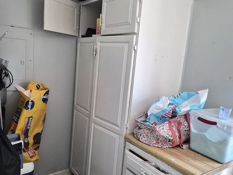 5451 Derron Ave — Photo 2