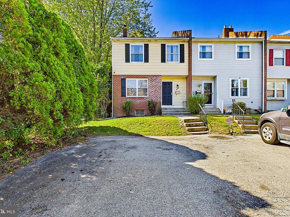 1st image of 8 Bristol Way