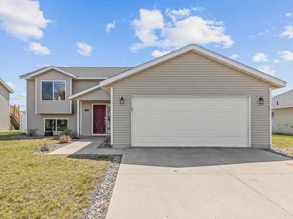 6850 24th St N, Saint Cloud, MN 56303