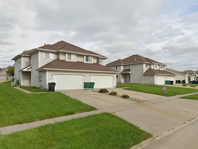 3202 SE Grant St — Photo 4
