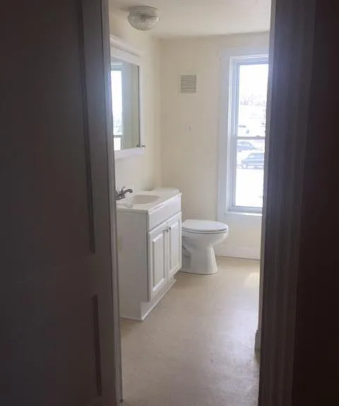 9 N Urania Ave — Photo 5