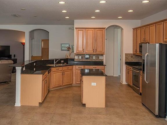 5th image of 1622 Mira Lago Cir