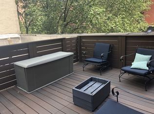 392 E 10th St APT 2W, New York, NY 10009