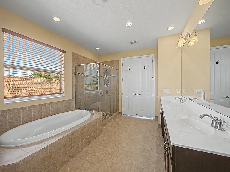 11316 SW Barton Way — Photo 19