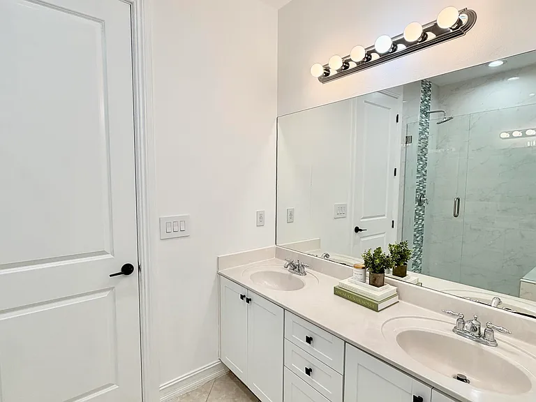 810 3rd Ave N #78 — Photo 54