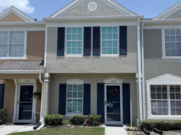 1424 Hampton Park Ln
