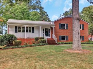 2220 McRae Rd, North Chesterfield, VA 23235