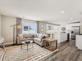 2068 Clearwater Ter, Shakopee, MN 55379
