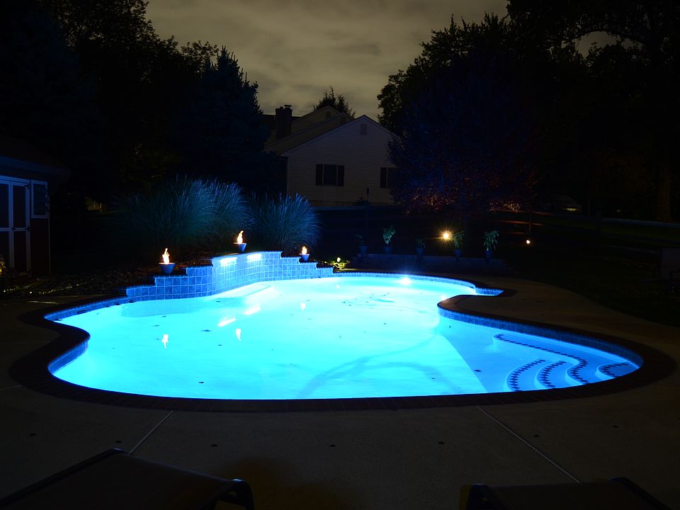 Nightime lights on the pool