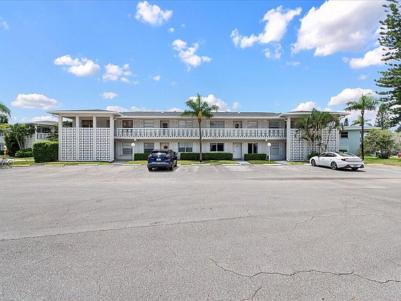 3rd image of 1395 SW 27th Avenue #102