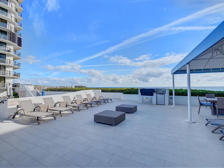 250 S Ocean Blvd #16C — Photo 58