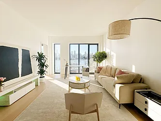 Sold by United Real Estate Fortune