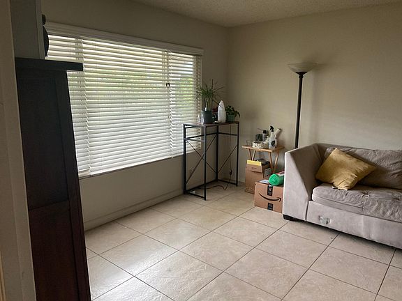 3rd image of 1407 Old Stone Way