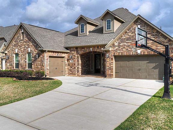 4th image of 1816 Rocky Hills Dr