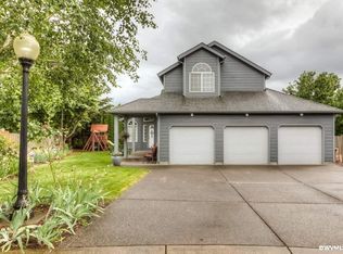 1140 Lincoln Ct, Aumsville, OR 97325