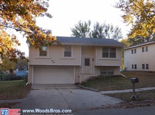 5521 Spruce St, Lincoln, NE 68516