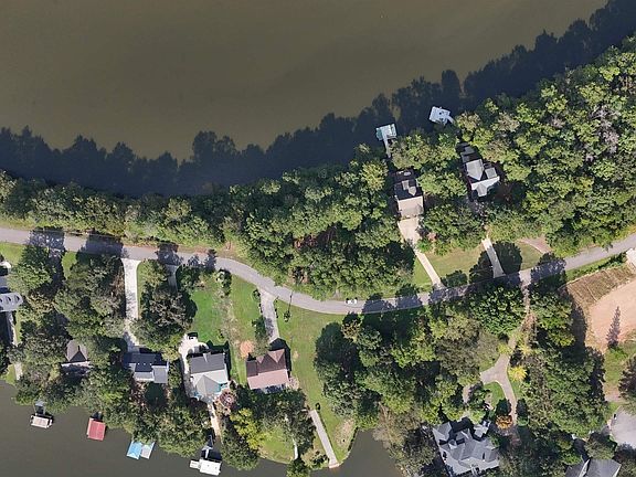 4th image of Peninsula Dr #17