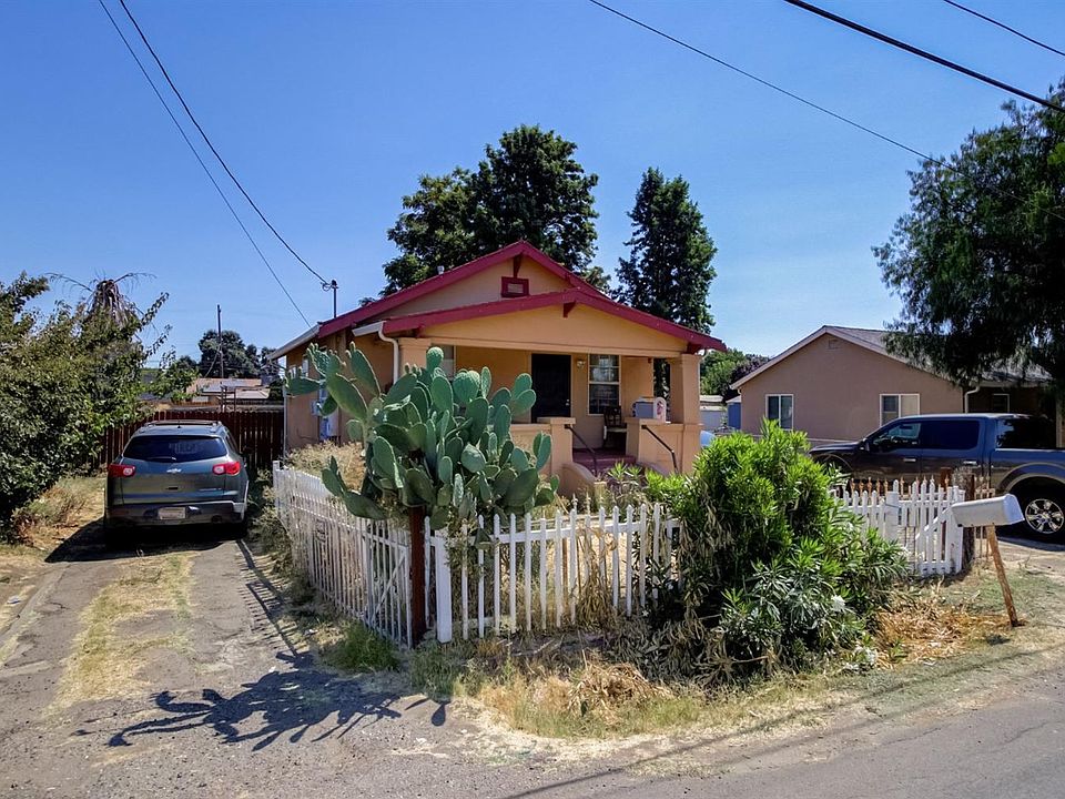 1st image of 932 S Olive Ave