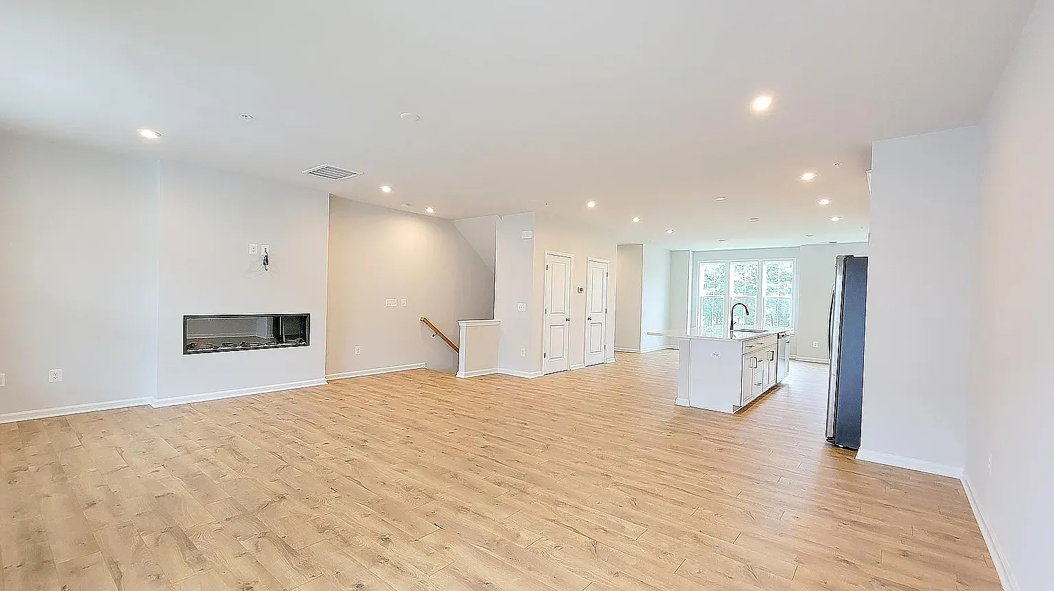9233 Magellan Pkwy — Photo 4