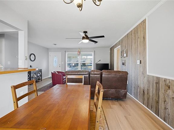 5th image of 4900 Klamath Rd