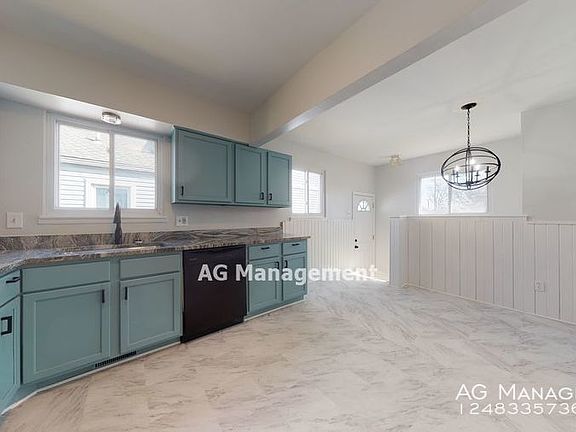 3rd image of 48 W Madge Ave