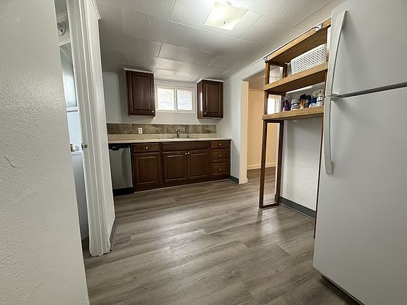 2nd image of 429 S 4th St #4