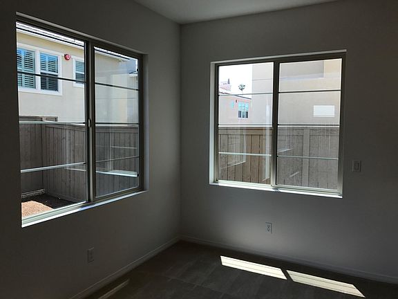 2nd image of 1119 Sage Ln