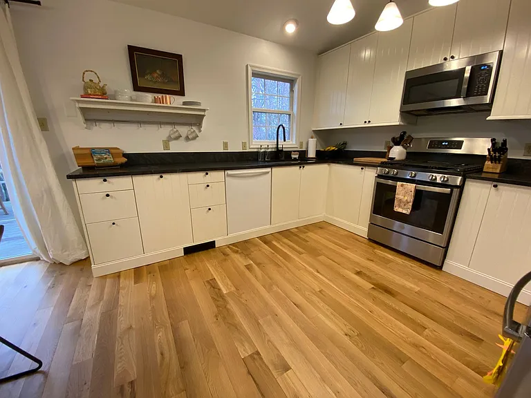 727 Linnet Ln — Photo 6