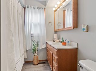 373 W 700 N, Valparaiso, IN 46385