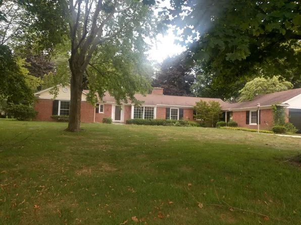 420 Charles Ave, Alma, MI 48801