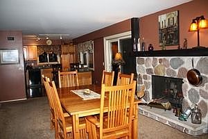2nd image of 915 Sarasota Ln