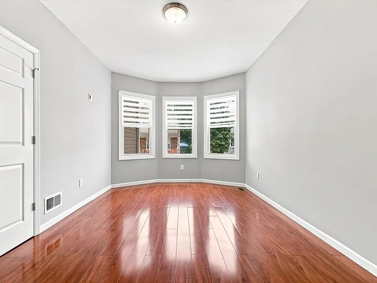204 Hayward Pl #1 — Photo 2