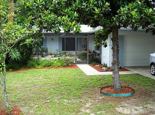 187 Groveland Rd, Mount Dora, FL 32757