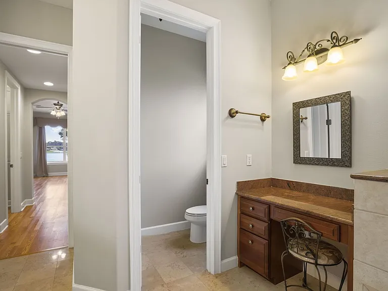 5554 Palm Lake Cir — Photo 35