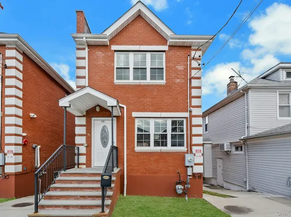 820 Hollywood Avenue, Bronx, NY 10465