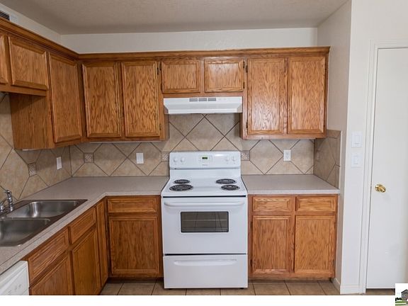 5th image of 2915 Sunflower Trl Unit B