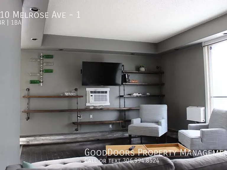 710 Melrose Ave #1 — Photo 2