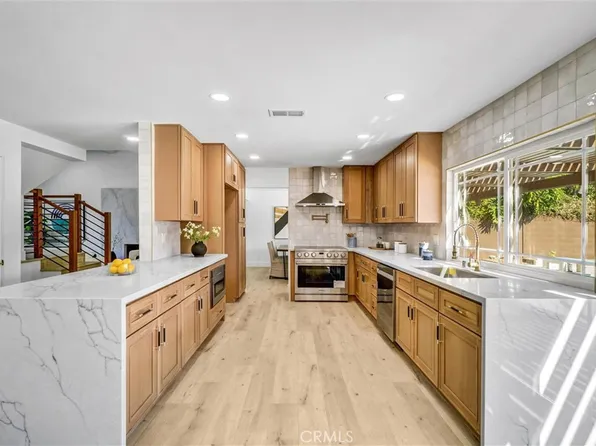 10424 Santa Rita St, Cypress, CA 90630