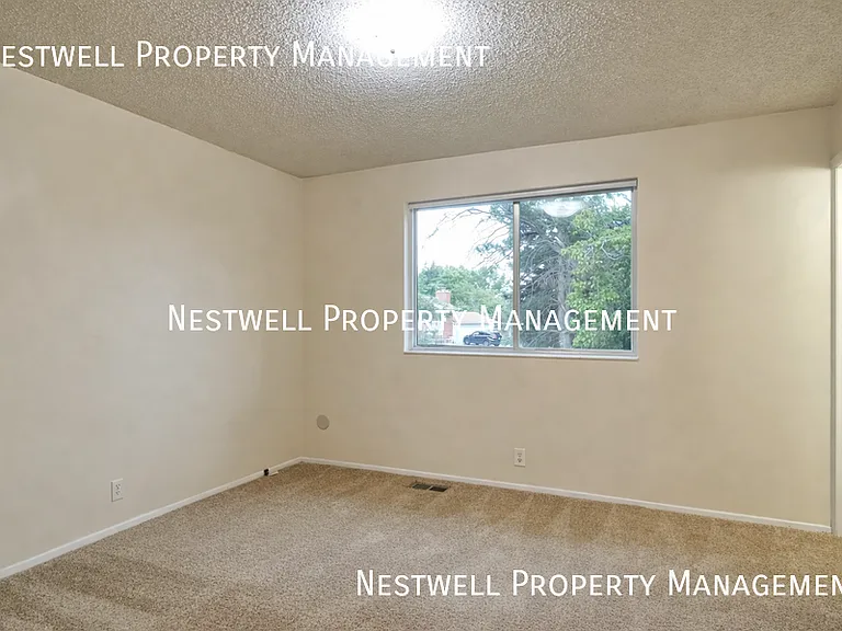 815 E Dusty Rock Pl — Photo 20