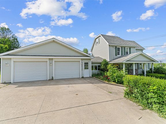 2nd image of 2640 Kosiorek Dr