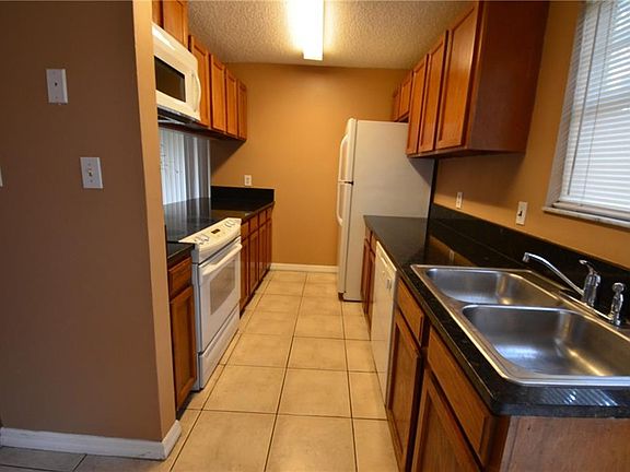 4th image of 524 Beechwood Ave