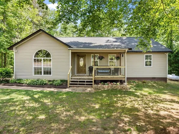 86 Clackum Dr, Waco, GA 30182