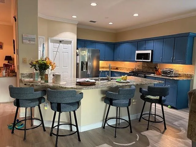 2 bed, 2.0 bath, 1877 sqft, $2,550 — Photo 4