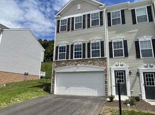 2408 Canterbury Dr, Imperial, PA 15126