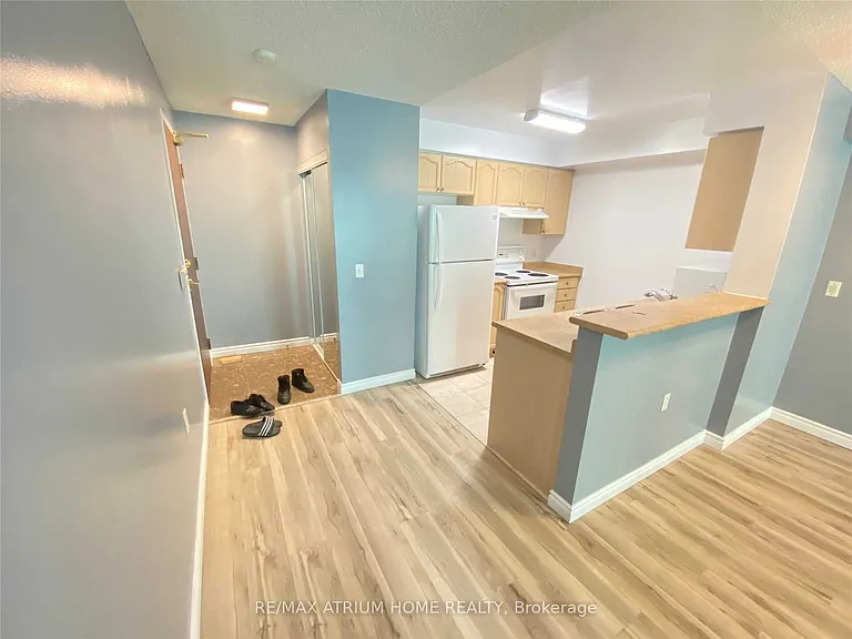 26 Olive Ave #606 — Photo 4