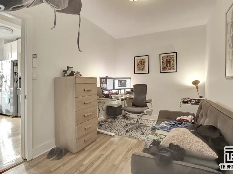 955 Seneca Ave #2R — Photo 8
